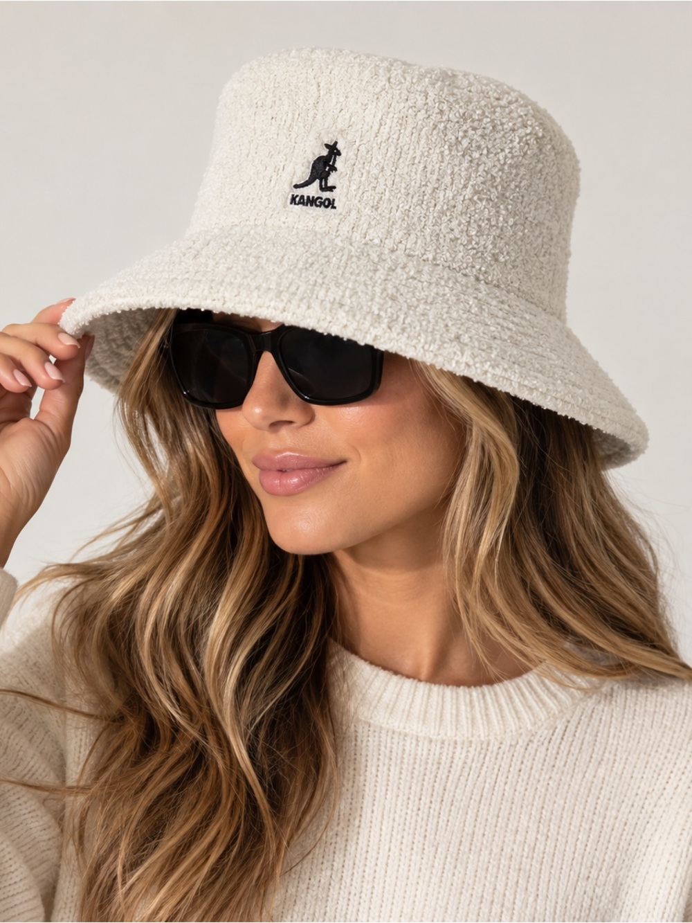 Kangol Bermuda Bucket Hat Cream White Size Small